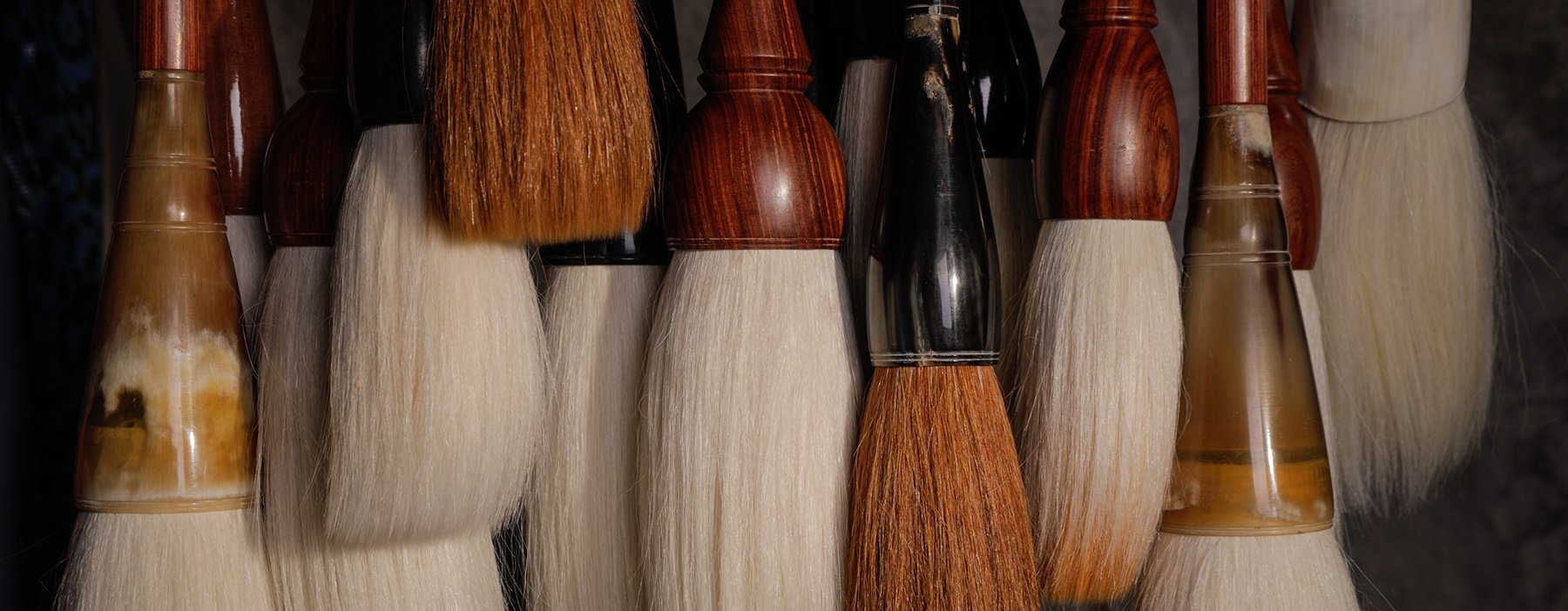 Extra Large & Collectors Brushes