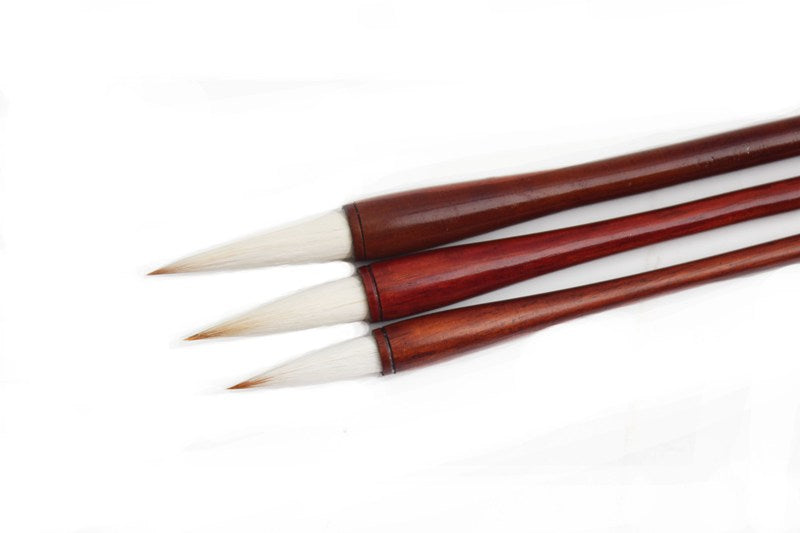 Beautifully made one piece solid wooden handle with mixed weasel &amp; goat hair brush.