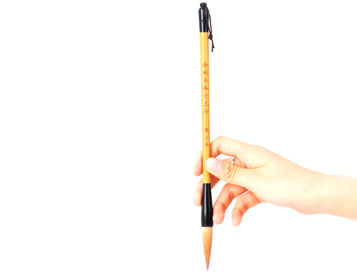 holding it firmly you can start your art creation with this brush and find yourself amazed by the wonderful and artsy effect it brings especially when painting orchid amd bamboo