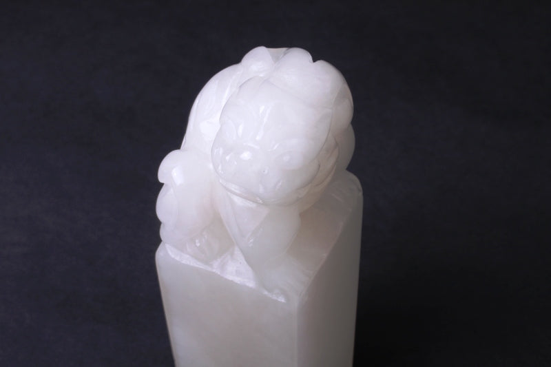 Crystal-white natural patterned hand carved gragon header Chinese kunlun stone for asian sumi-e painting signature seal