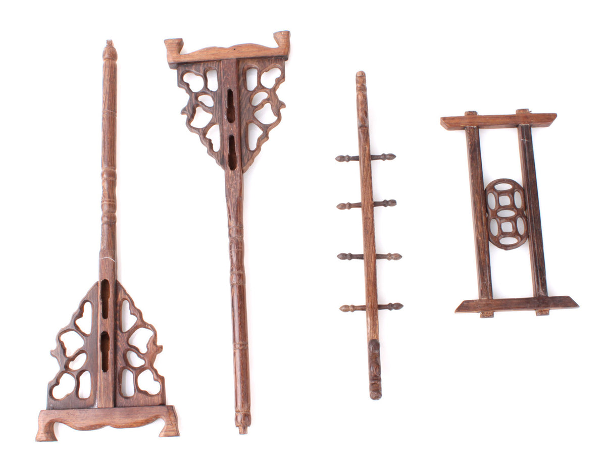 the wooden components of this brush rack when they are not assembled which are all carefully handmade by our professional artisans