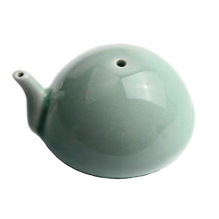 Simple and practical Chinese Ceramic water dropper to carefully adjust the required amount of water needed to prepare your ink when writing Japanese or Chinese calligraphy or for Ink and Wash painting.